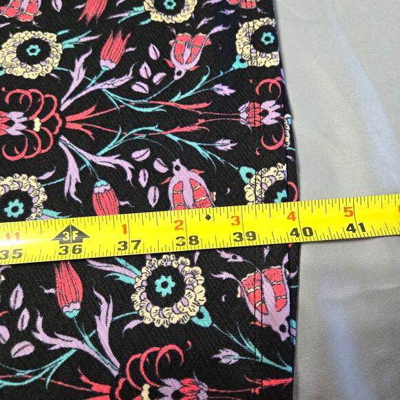 LulaRoe Sz XL Black Amelia Textured Floral Print Zip Dress - Picture 8 of 8